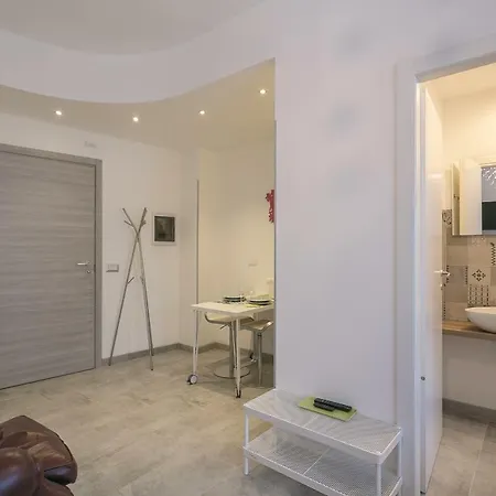 Apartment Modern Nest At Central Station